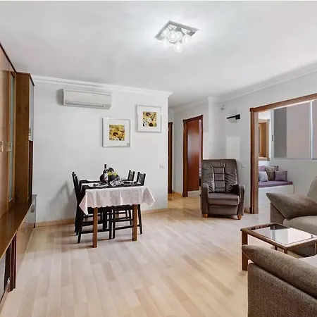 Lejlighed Frente Al Estadio Y Ramblas *